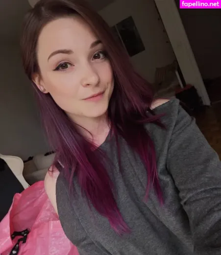 Rainbowf0x OnlyFans Thumbnail #rBqzJ0vjnD