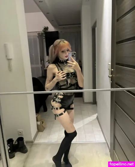 Rainbowqueenuwu Main Profile Photo