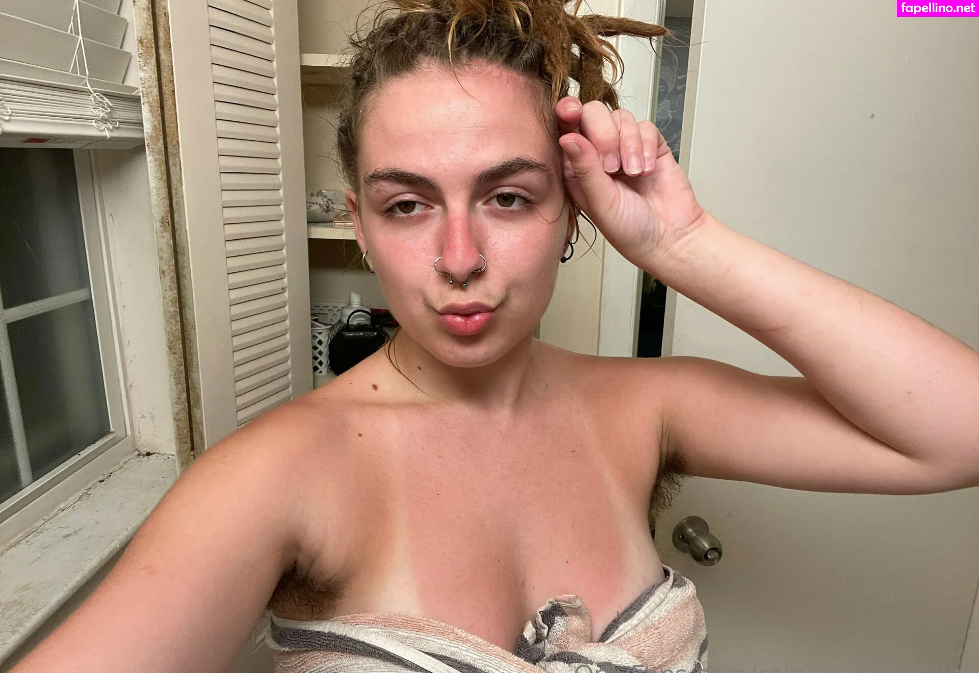 _rxpeezy, rainbowxhippiiiee Nude Leaked OnlyFans Photo #pE4QMGzSTw