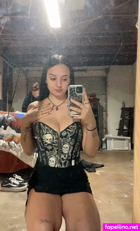 Rainebby22 OnlyFans Thumbnail #zyZ32YmdWo