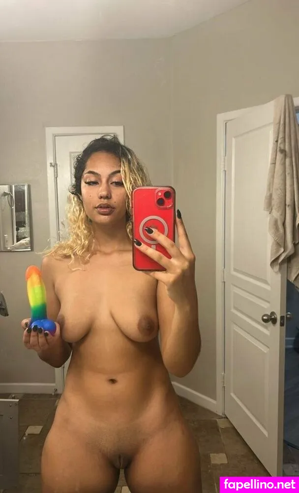msrainbowwwww, raineebowfree Nude Leaked OnlyFans Photo #4YZ9Efnmor