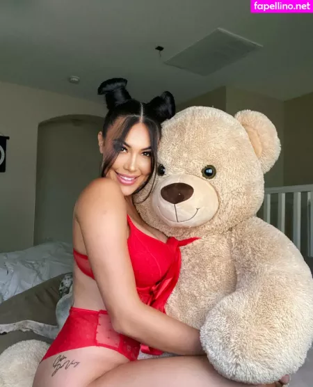 Raineyjamesfree OnlyFans Thumbnail #TlUondkICi