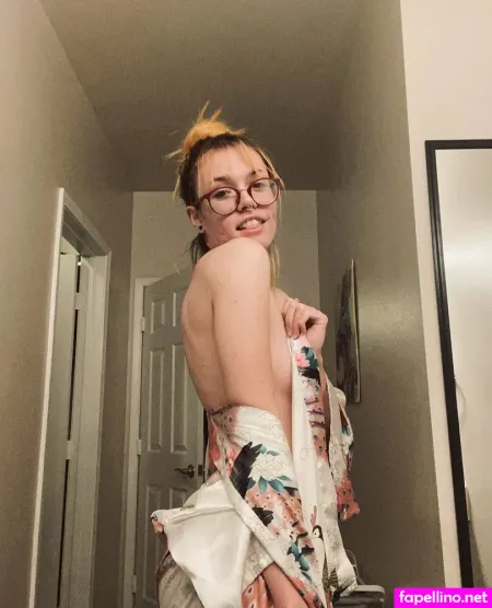 Raineyvibe OnlyFans Thumbnail #JNw5FMy2bT