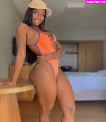 Rainhas De Bateria OnlyFans Thumbnail #MEM0czg1Cm