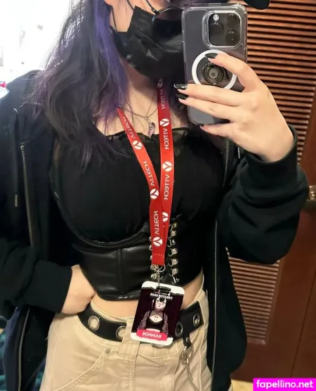 Rainhoe OnlyFans Thumbnail #3JeYCLNgkQ