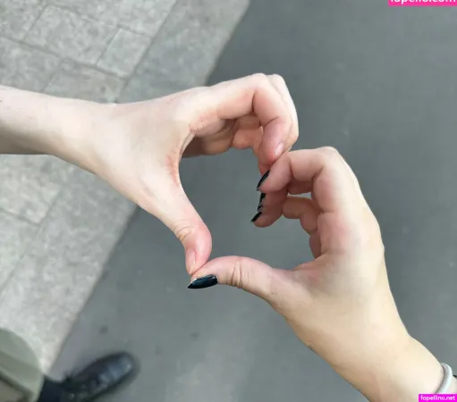 Rainhoe OnlyFans Thumbnail #rerYQdvNQh