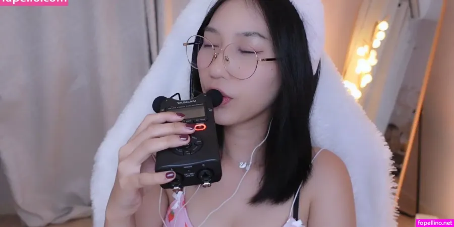 Rainie Latexgloves OnlyFans Thumbnail #NA0yuL7iHB
