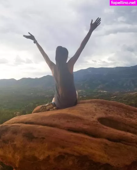 Rainin Falls OnlyFans Thumbnail #W5XkmEAwSa