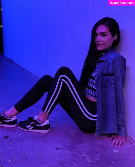 Rainin Falls OnlyFans Thumbnail #Ym1q1P1rSE