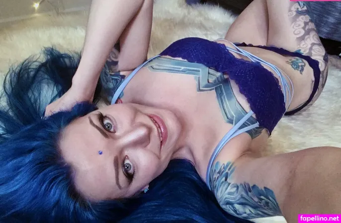 Rainingembers OnlyFans Thumbnail #J3T89RnyVa