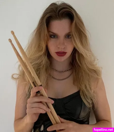 Raja Meissner OnlyFans Thumbnail #29A5WA1dnE