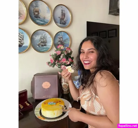 Raktima Chowdhury OnlyFans Thumbnail #34hxVH5Bi3