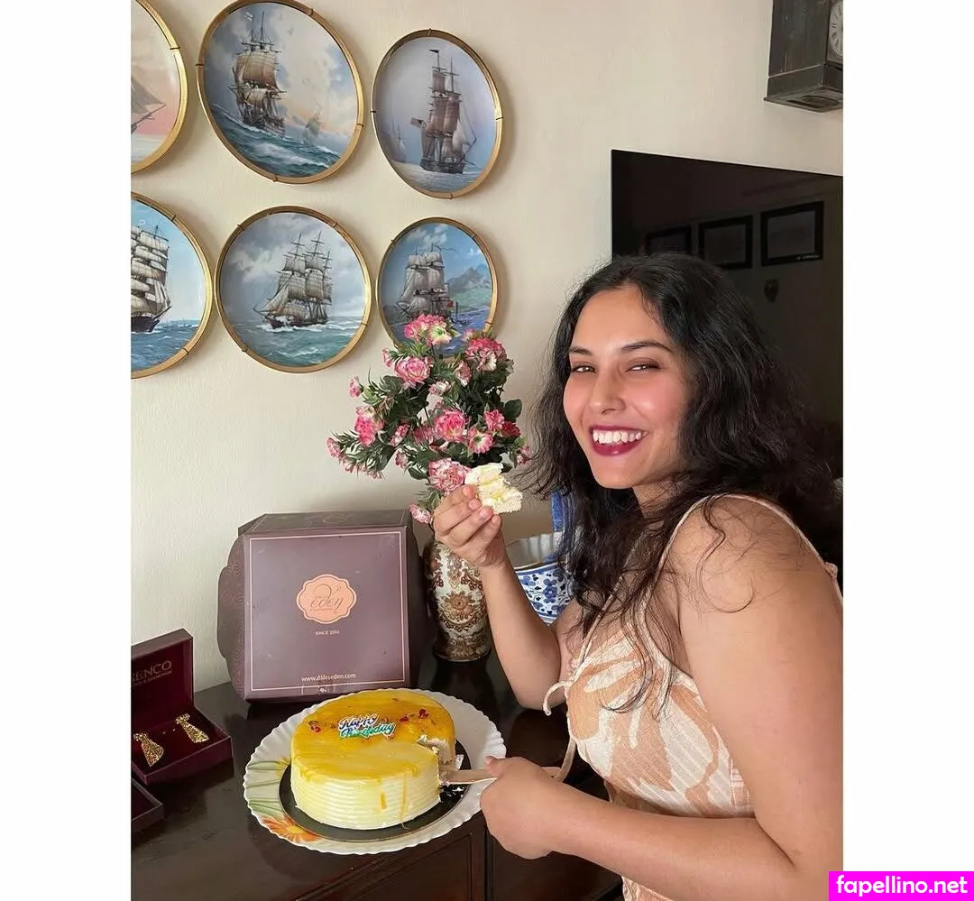 raktima_chowdhury Nude Leaked OnlyFans Photo #34hxVH5Bi3