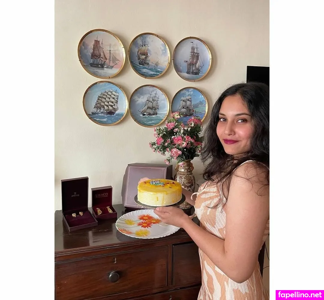 raktima_chowdhury Nude Leaked OnlyFans Photo #8SRmYzFGla