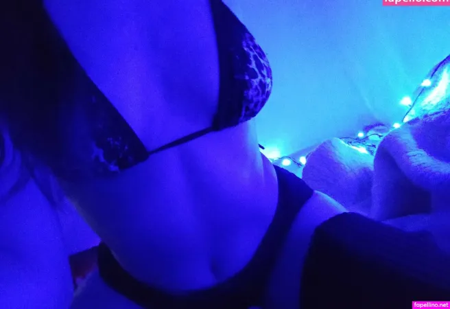 Rali D Vn OnlyFans Thumbnail #G4U5IOfS97