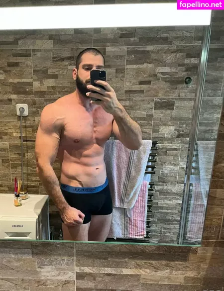 Ralph852 OnlyFans Thumbnail #LJiKmJDwZt