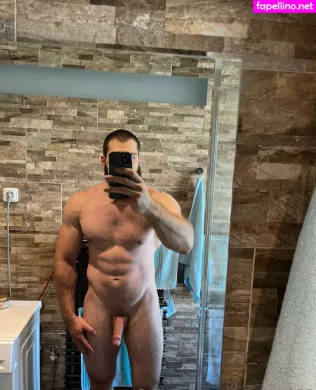 Ralph852 OnlyFans Thumbnail #Md9YuQ5TGg