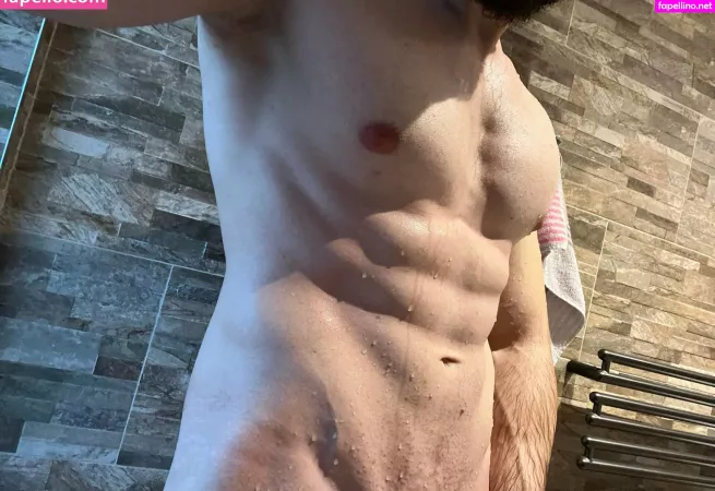 Ralph852 OnlyFans Thumbnail #d2gWYtlIjC