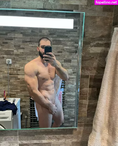 Ralph852 OnlyFans Thumbnail #fpIyKW4FYp