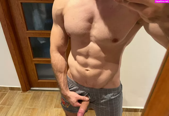 Ralph852 OnlyFans Thumbnail #uJ0U10U5e2