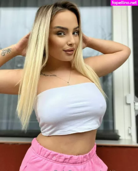 Ramonaioana77 OnlyFans Thumbnail #rVV7rvbDRt