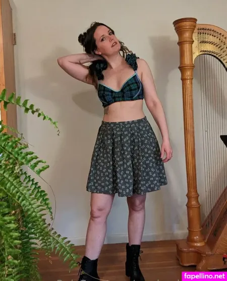 Randombathome OnlyFans Thumbnail #UcDWg9pxCR