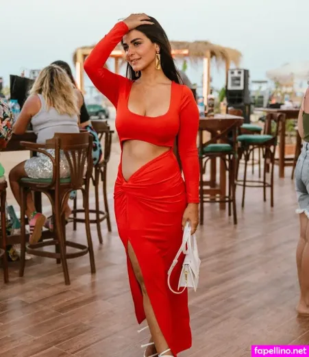 Rania Mansour OnlyFans Thumbnail #Uu0LWJ5oUZ