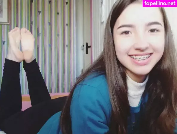 Rapha Feet OnlyFans Thumbnail #f9SJQYn72v