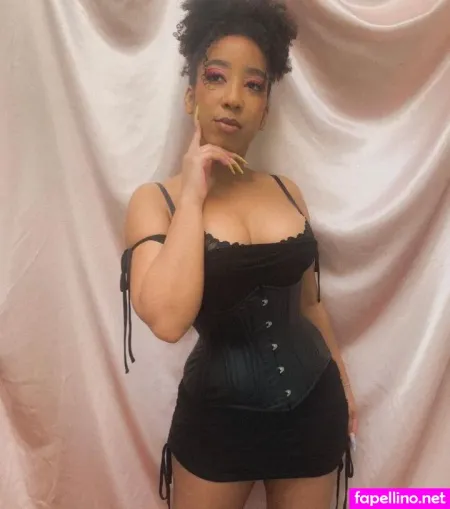 Rappers Daughters OnlyFans Thumbnail #bA7zfgOAkb