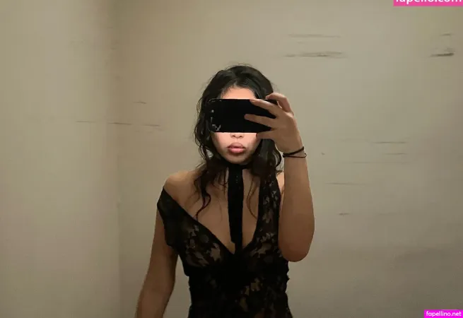 Raquel Dominique 1 OnlyFans Thumbnail #9iKDZIenGT