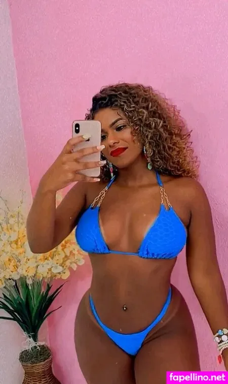 Raquel Fernandes OnlyFans Thumbnail #GQGgaka9wv