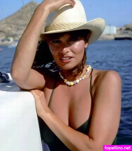 Raquel Welch OnlyFans Thumbnail #HbKPxjJU8k