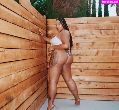 Raquelsavage OnlyFans Thumbnail #7u1ZxTzo5G