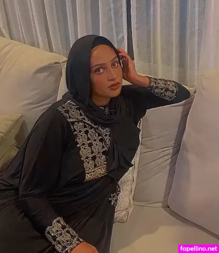 Raralovee OnlyFans Thumbnail #apfWiYjzmU