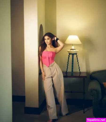 Rasha Thadani OnlyFans Thumbnail #t0qy2LKHrh