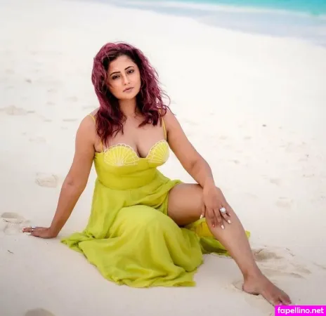 Rashami Desai OnlyFans Thumbnail #ZzkKKX9r0p