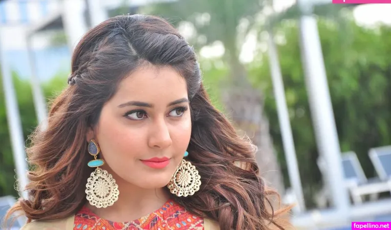 Rashi Khanna OnlyFans Thumbnail #BEAev4jqnb