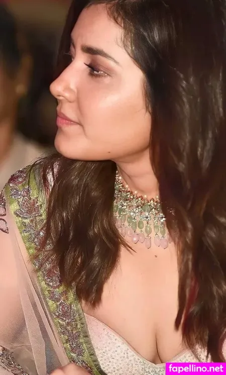 Rashi Khanna OnlyFans Thumbnail #F013hLXjq0