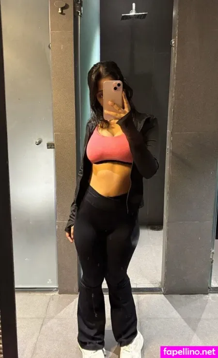 Rashi Singh OnlyFans Thumbnail #4rLtOtGNg0