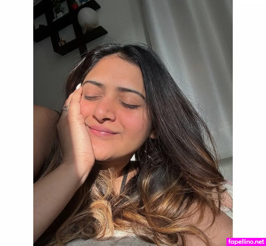 rashu_dobriyal Nude Leaked OnlyFans Photo #zqHOST5TuH