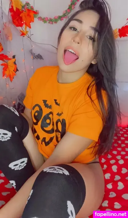 Raspberry With Creamfree OnlyFans Thumbnail #RmXcaKGneV