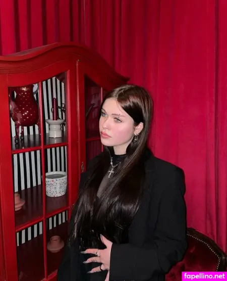 Rave Girll OnlyFans Thumbnail #WMhGDnZ0GF