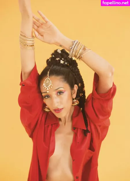 Raveena OnlyFans Thumbnail #ogNtTwyllJ