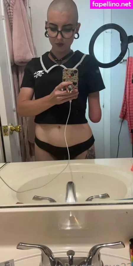 Raven Love22 OnlyFans Thumbnail #OlC05cYvl6