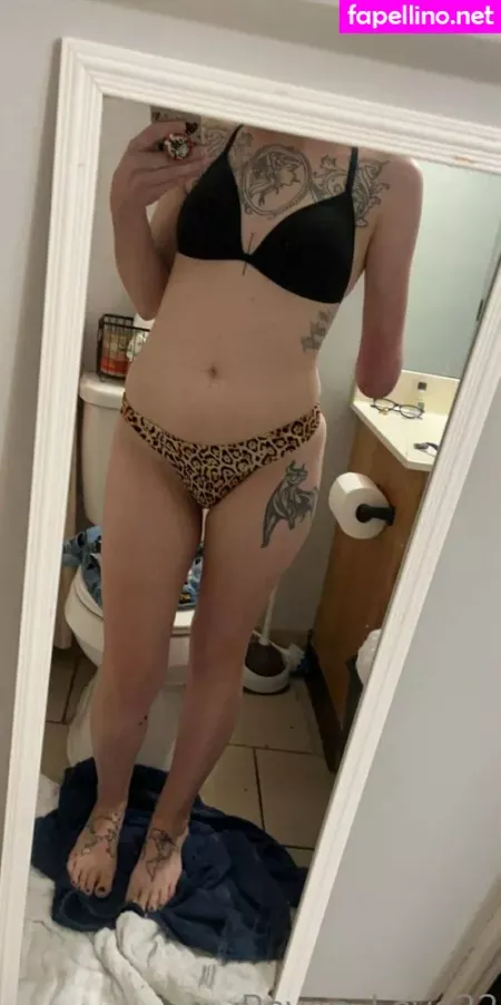 Raven Love22 OnlyFans Thumbnail #XPQlzlwyKo