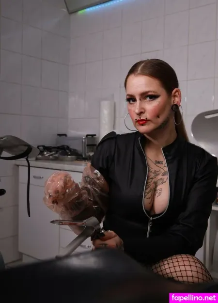 Ravenblack Sm OnlyFans Thumbnail #08mEcV1fMt