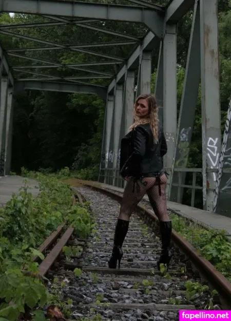 Ravenblack Sm OnlyFans Thumbnail #c9g7j9rWo0