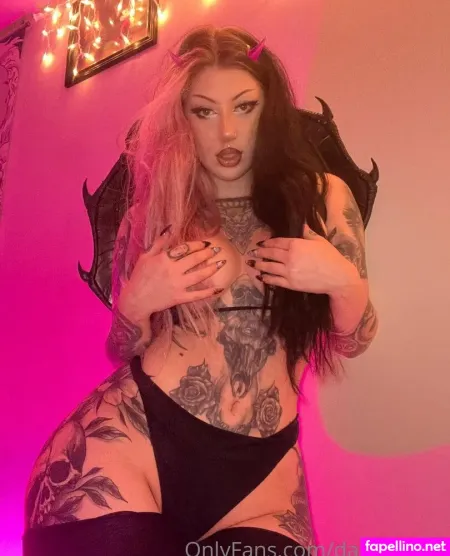 Ravengriim OnlyFans Thumbnail #OZ5L0aphEb