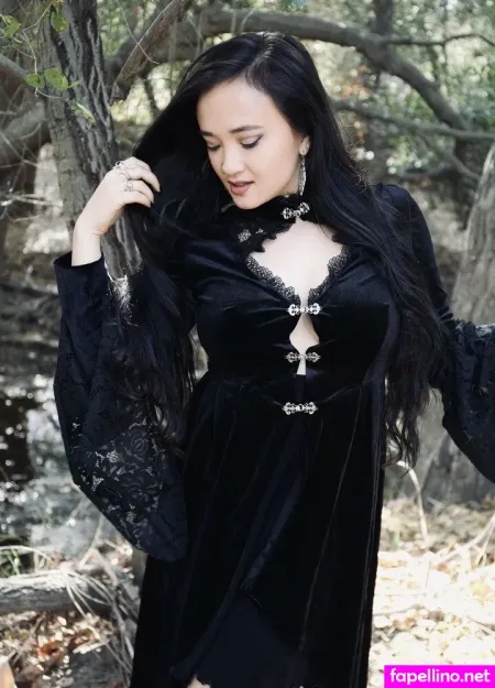 Ravenlynette OnlyFans Thumbnail #RgICeohw67
