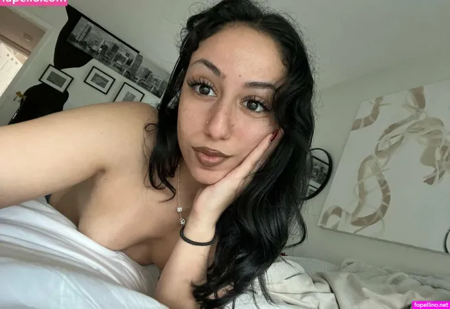 Ravennn OnlyFans Thumbnail #naj4CCmizb